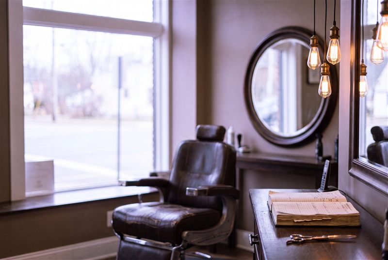 Barbershop chair and mirror
